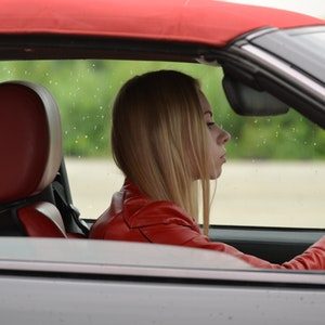 Are female drivers worse comparing to male counterpart?